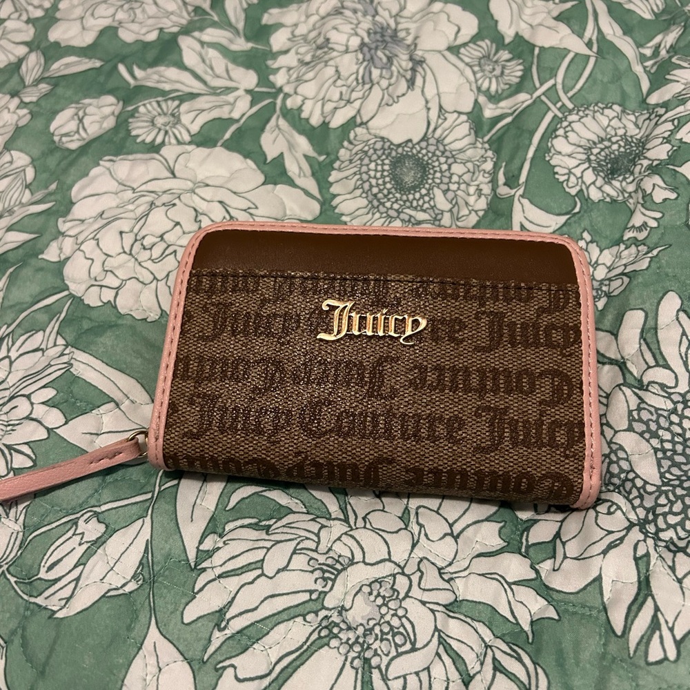Juicy couture wallet